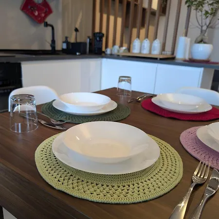 Bhome -